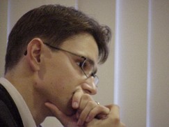YVESMvc-405x.jpg